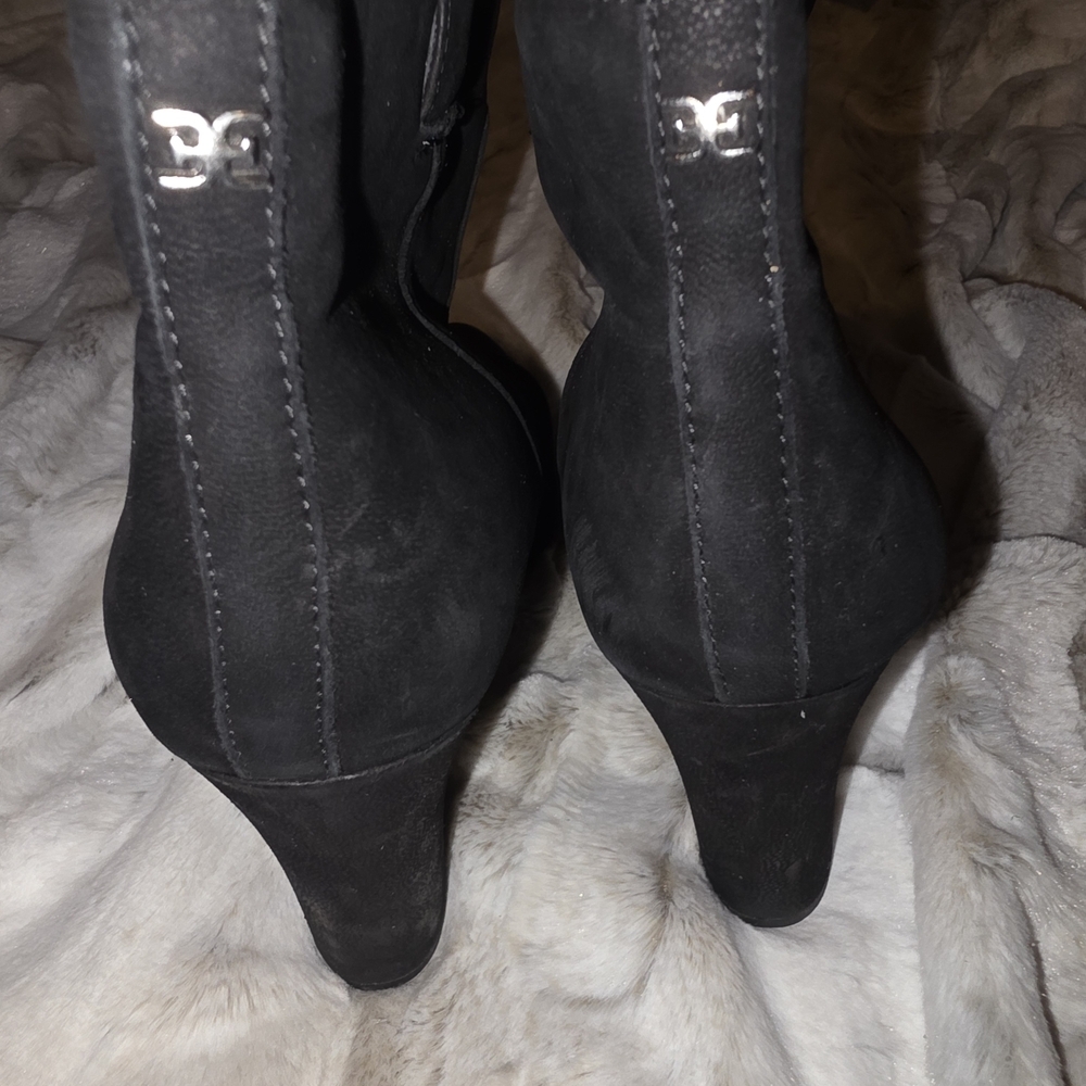 Sam Edelman Elegant Western Black Heeled Boots - Picture 2 of 8